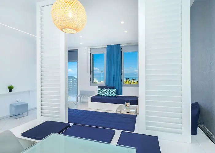 Mythodea * 萨索斯